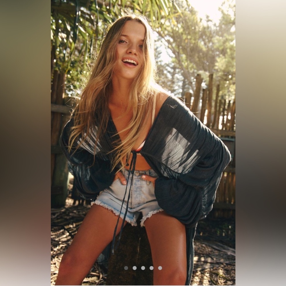 Levi's 501 Distressed Button Fly High Rise Blue Jean Shorts 30